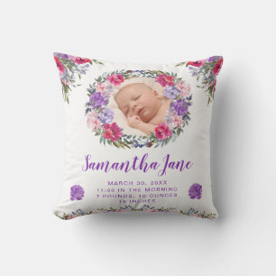 Cojín Decorativo Flores de Acuarela Moradas y Rosadas Foto de Bebé