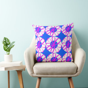 Cojín Decorativo Flores De Cinta Magenta Sobre El Azul De Donuts Bl