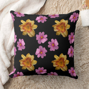 Cojín Decorativo Flores De Daylilies Y Cosmos En Fondo Negro