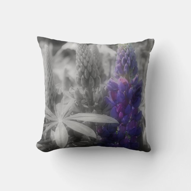 Cojín Decorativo Flores de Lupine Púrpura (Anverso)