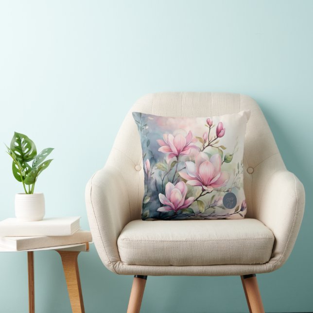 Cojín Decorativo Flores de Magnolia Rosadas Botánico Monogramado (Silla)