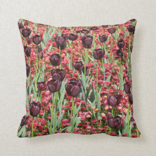 Cojín Decorativo Flores rojas y tulipanes oscuros