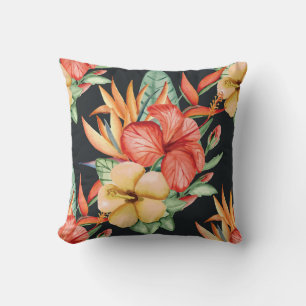 Cojín Decorativo Flores Tropicales: Encanto Vintage de acuarela.