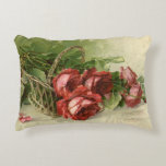Cojín Decorativo Flores victorianas vintage, rosas rojas<br><div class="desc">El amor por el ilustracion vintage y el romántico diseño floral victoriano con un ramo de rosas rojos floridos en una canasta de oro.</div>