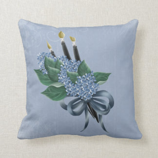 Cojín Decorativo Flores y brochas