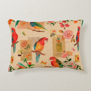 Cojín Decorativo Flores y loros de colores