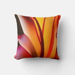 COJÍN DECORATIVO FLOTA ABSTRACTA ROJA