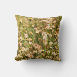 Cojín Decorativo Fondo natural con fondo de césped, bea