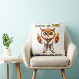 Cojín Decorativo Formación en artes marciales de Owl Karate