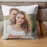 Cojín Decorativo Foto de colección de parejas modernas y regalo de<br><div class="desc">Foto de colección de parejas modernas y regalo de familia mínimo</div>