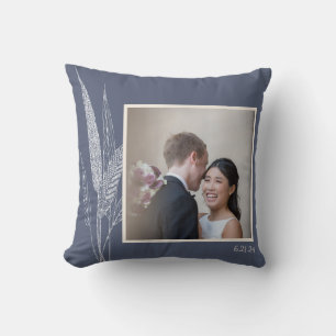 Cojín Decorativo Foto de pareja de boda personalizada Botánica Navy