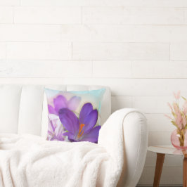 Cojín Decorativo Foto de un crocus de Primavera Púrpura de Bonito