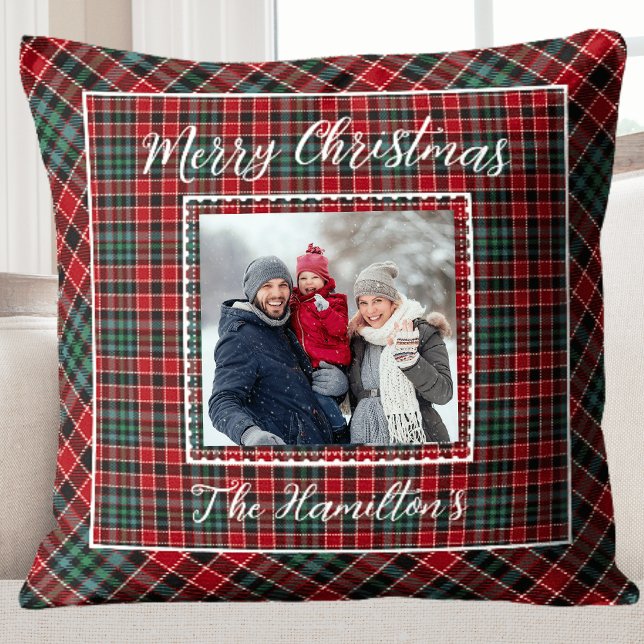 Cojín Decorativo Foto familiar de Navidades rusos colocados (Family Photo Rustic Christmas Plaid Throw Pillow)