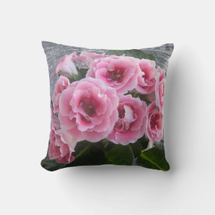 Cojín Decorativo Foto. Flor rosa y brillante.