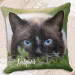 Cojín Decorativo Foto Mascota personalizada de Cat 2<br><div class="desc">Celebra a tu mejor amigo con un Mascota personalizado Pillow . Personalizar con sus propias fotos ,  y nombre . Esta almohada mascota es perfecta para perros,  gatos,  incluso familia,  amigos y abuelos. Cojín decorativo de fotografía Mascota de Cat 2 personalizado</div>