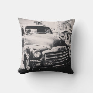 COJÍN DECORATIVO FOTOGRAFÍA DE GRAYSCALE DEL COCHE