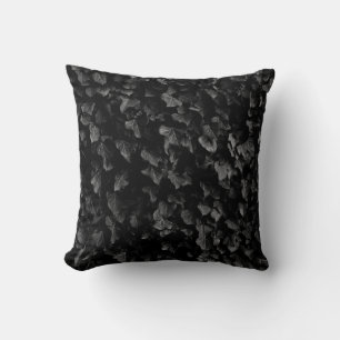Cojín Decorativo Fotografía en blanco y negro de una planta de hoja