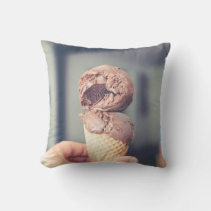 Cojín Decorativo Fotografía selectiva del helado de chocolate