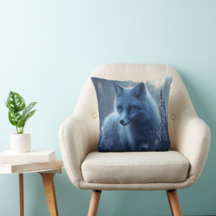 Cojín Decorativo Fox ártica en campo de lavanda al anochecer