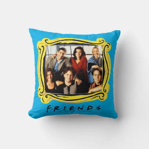 Cojín Decorativo FRIENDS™ Elenco sentado en el apartamento de Mon