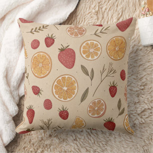 Cojín Decorativo Frutas rojas rústicas y cítricos sobre beige envej