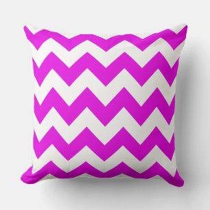 Cojín Decorativo Fuchsia Zig Zag Pillow a rayas