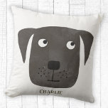 Cojín Decorativo Funny Black Labrador Recuperever Dog Custom Name<br><div class="desc">Pequeño y lindo arte de perro de Black Labrador Retriever para hacerte sonreír. Personalice cambiando o eliminando el nombre.</div>