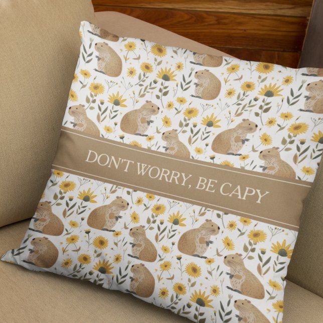 Cojín Decorativo Funny Inspirational Capybara (cute funny inspirational capybara floral pillow with sunflower pattern, don't worry be happy)
