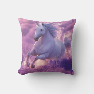 Cojín Decorativo Gallopaje de unicornio blanco majestuoso a través
