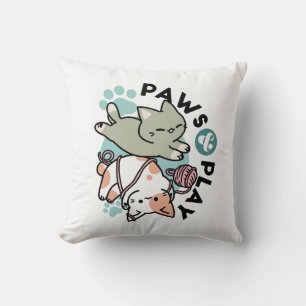 Cojín Decorativo Garras y Juego – Ilustración de Gato Adorable