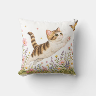 Cojín Decorativo Gatito Bordado Persiguiendo Mariposa en Flor Silve