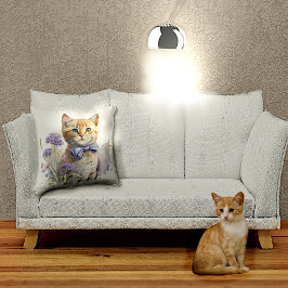 Cojín Decorativo Gatito de Tabby Naranja con Corbatín Acuarela