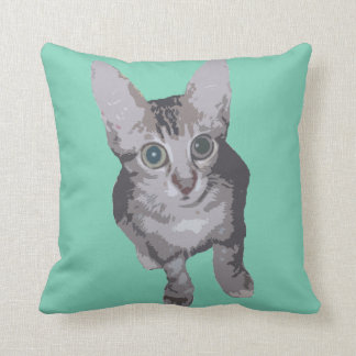 Cojín Decorativo Gatito grande lindo de los ojos