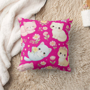 Cojín Decorativo Gatito Pastel y Patrón Floral