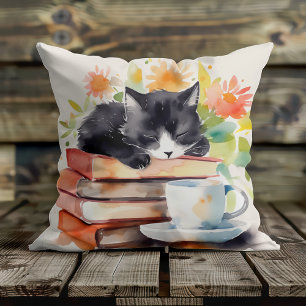 Cojín Decorativo Gato Acogedor Relajado en Acuarela