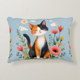 Cojín Decorativo Gato Calico Sonriente en Jardín Florido