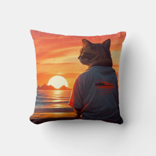 Cojín Decorativo "Gato contemplador al atardecer: Arte de playa cap