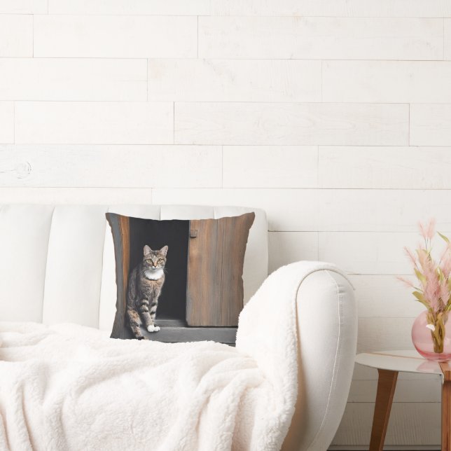 Cojín Decorativo Gato de Tabby en la puerta de la sombra (Sofá)