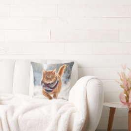 Cojín Decorativo Gato Ginger corriendo en copos de nieve