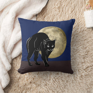 Cojín Decorativo Gato negro merodeando en una noche de luna llena d