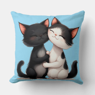 Cojín Decorativo Gatos adorables en blanco y negro abrazándose con