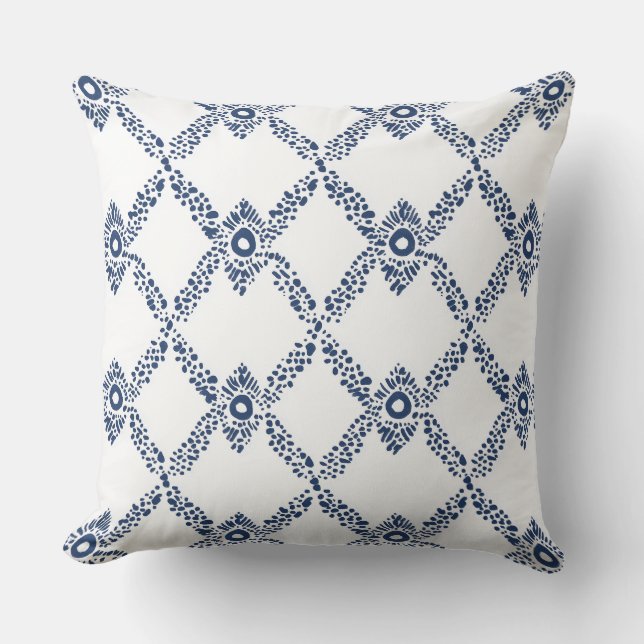 Cojín decorativo geométrico azul y blanco (Anverso)