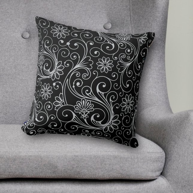 Cojín Decorativo Giro floral plateado sobre negro (Subido por el creador)
