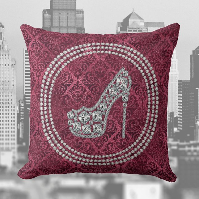 Cojín Decorativo Glam Diamond Stiletto Shoes En Burgundy Damask (Subido por el creador)