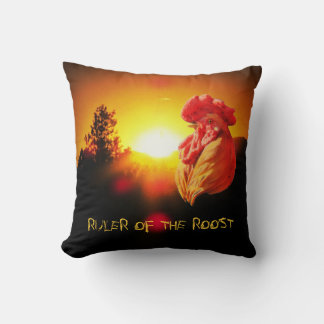 Cojín Decorativo Gobernante de los Roost. Rooster Sunrise