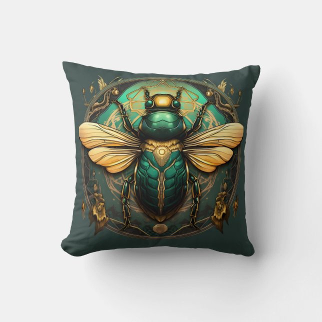 Cojín Decorativo Golden Beetle Emblem Pillow - Embrace Elegance (Anverso)
