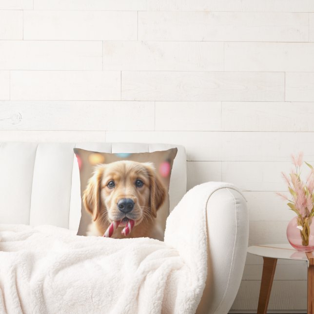 Cojín Decorativo Golden Retriever Puppy With a Candy Cane (Sofá)