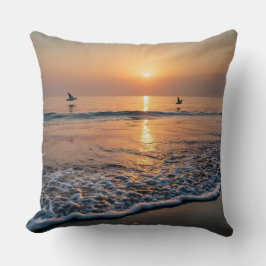 Cojín Decorativo Golden Sunset Ocean Waves with Birds