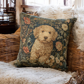 Cojín Decorativo Goldendoodle Puppy en el Jardín estilo William Mor
