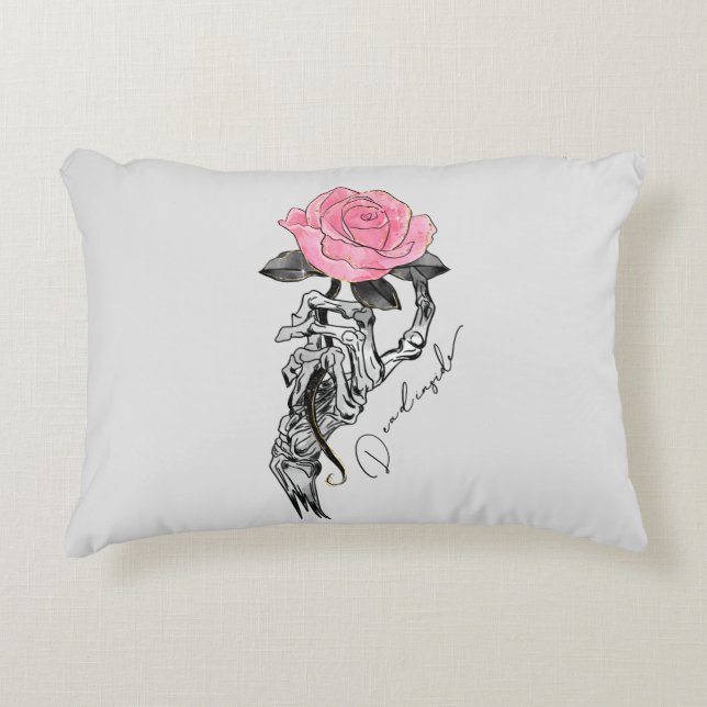 Cojín Decorativo Goth Hand Skeleton With Pink Rose | Dead Inside (Anverso)